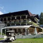 Cafe-pension Erika 3*
