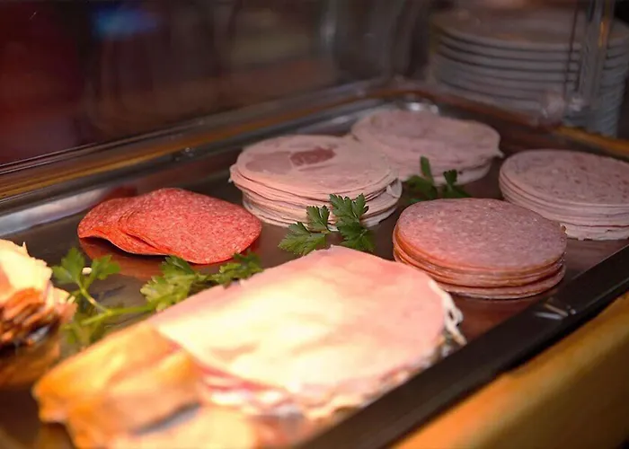 Cafe-pension Erika ゲストハウス ペルティサウ